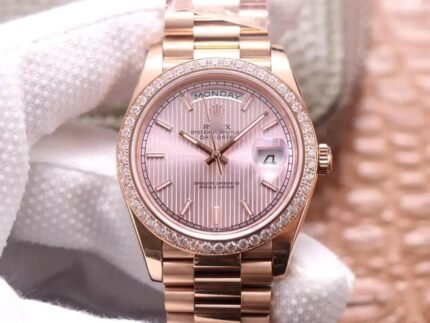1:1 SUPER REPLICA ROLEX DAY DATE M228345RBR-0010 EW FACTORY DIAMOND-SET BEZEL