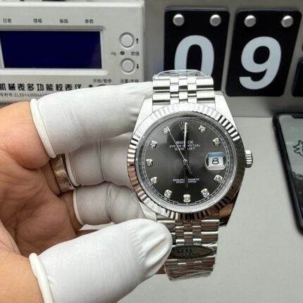 1:1 SUPER REPLICA ROLEX DATEJUST 41MM RHODIUM DIAMOND FLUTED WHITE GOLD JUBILEE SILVER 126334